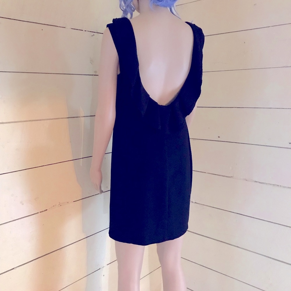 sfera ~ backless little black dress - Picture 5 of 8